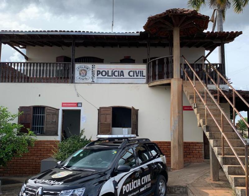 PCMG prende suspeito de abusar de sobrinha-neta em Jenipapo de Minas