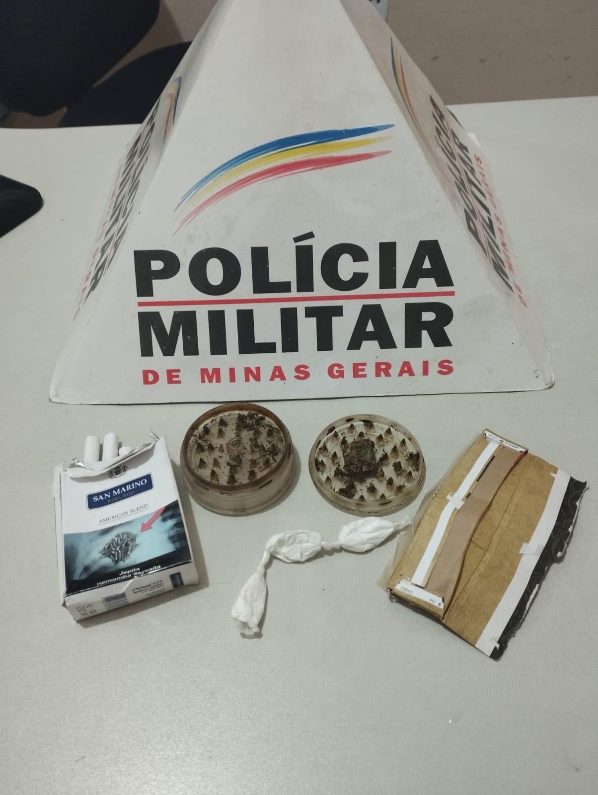 PM apreende drogas em Ressaquinha