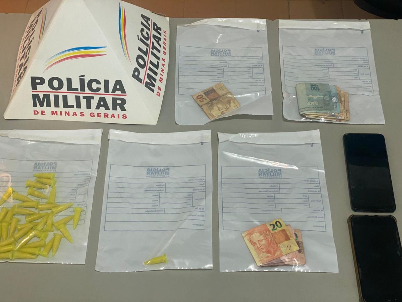 POLÍCIA MILITAR PRENDE AUTORES DE TRÁFICO DE DROGAS
