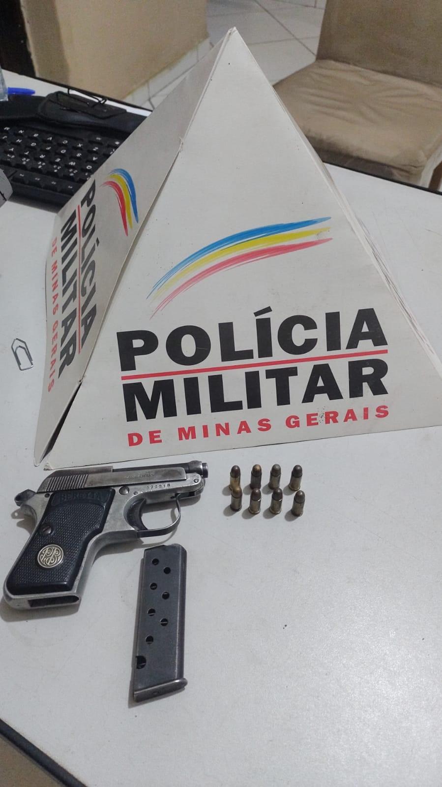Mulher é presa por porte ilegal de arma em Guidoval