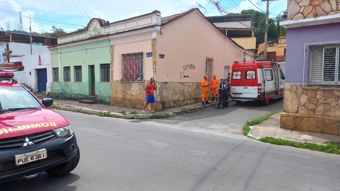 Bombeiros são acionados para resgate de corpo em avançado estado de decomposição no Centro