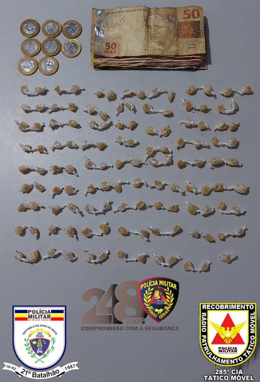 Polícia Militar apreende 125 pedras de crack em Ubá