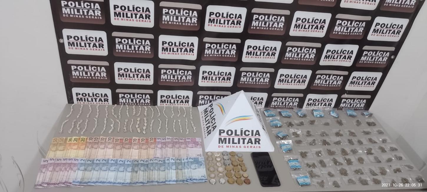 Policia Militar apreende 185 pedras de crack no bairro Ladeira