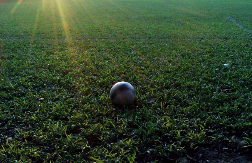 Polícia Militar e órgãos de fiscalização advertem clubes e liga de futebol de Ubá sobre segurança em estádios