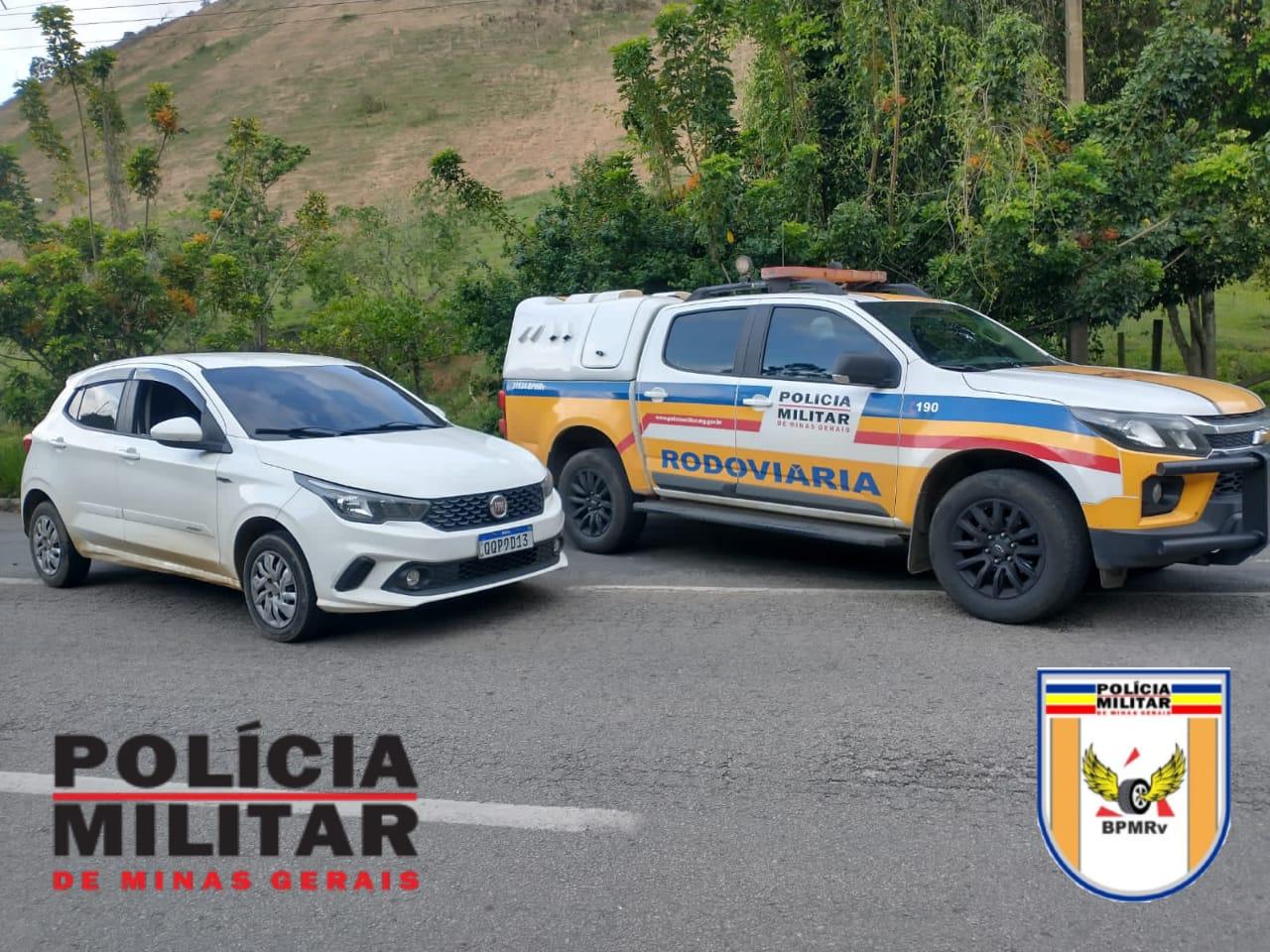Polícia Militar Rodoviária apreende carro roubado na MG-353 em Juiz de Fora