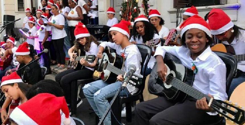 Cantata do Gente em Primeiro Lugar leva a magia do Natal ao Museu Mariano Procópio