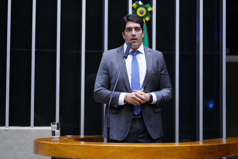 Comissão aprova projeto que impede prescrição ou decadência de royalties de Itaipu