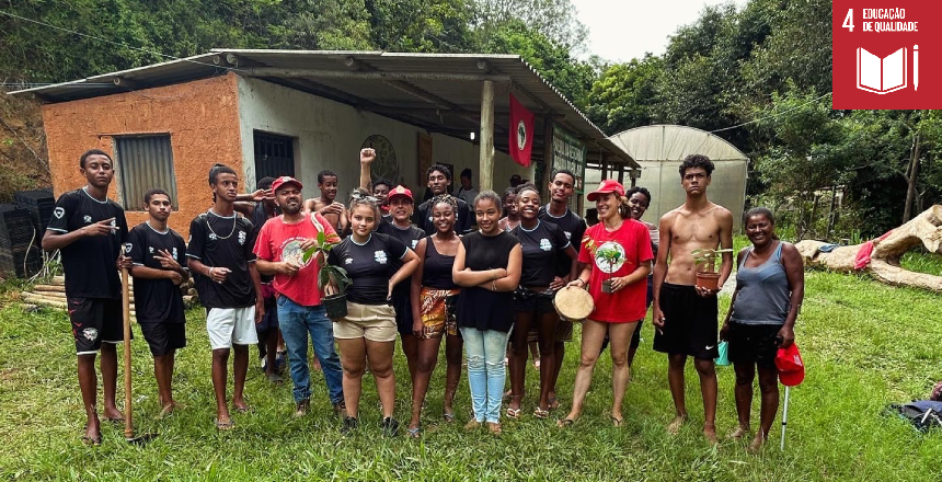 E. M. Professor Augusto Gotardelo visita maior assentamento da Zona da Mata