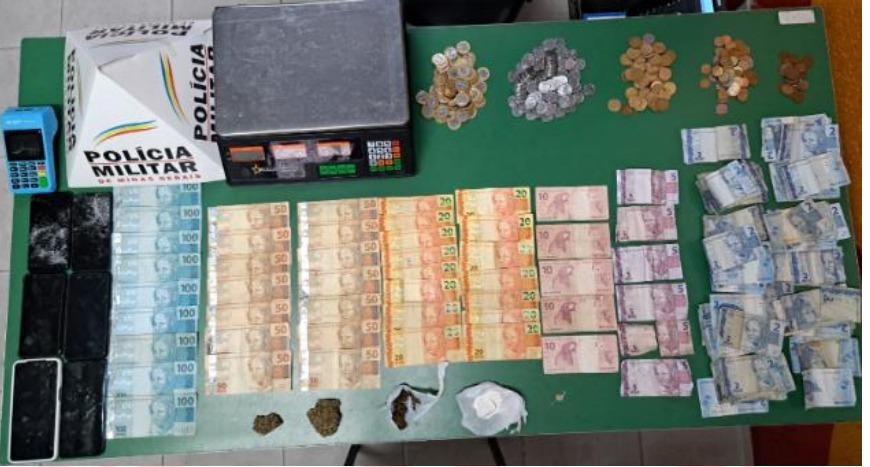 Operação policial em São Tiago resulta em apreensão significativa de drogas e dinheiro