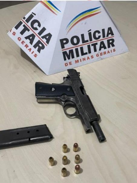 Apreensão em Bom Jardim de Minas: Polícia Militar desarticula porte ilegal de arma após disparo em via pública