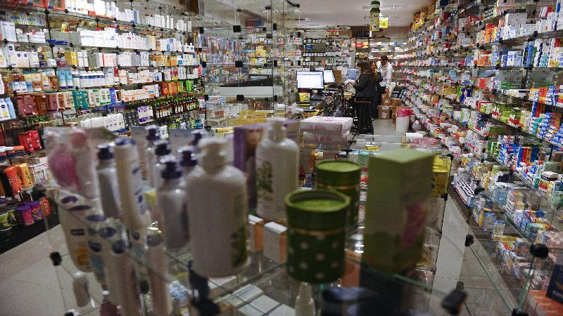 OMS alerta para escassez de remédios e aumento de falsificações