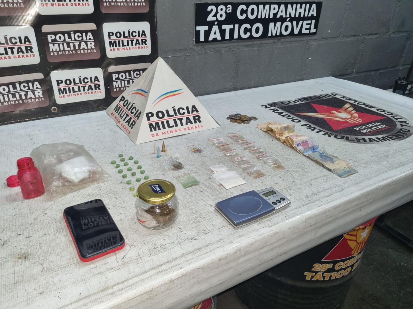 PM prende autor por tráfico de drogas na rodovia União Indústria