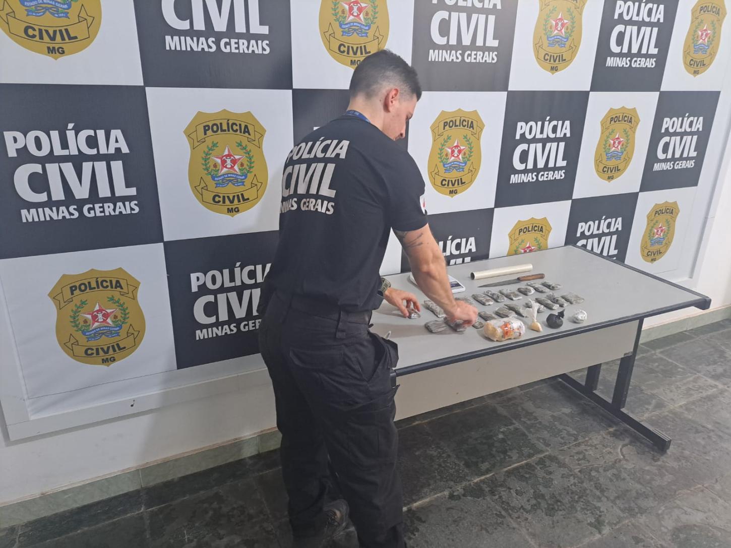 Polícia Civil procura suspeito de homicídio e cárcere privado em Ubá