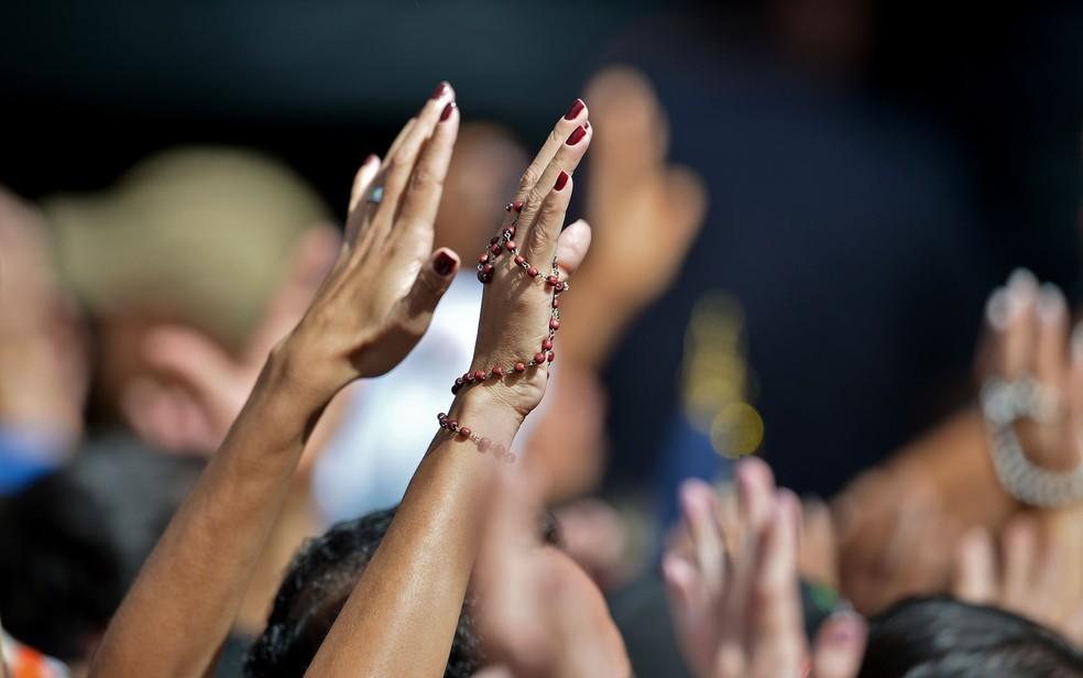 Censo 2022: Brasil Revela Mais Estabelecimentos Religiosos que Instituições de Ensino e Saúde