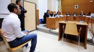 Daniel Alves foi condenado por estupro na Espanha, a pena é de 4 anos e 6 meses