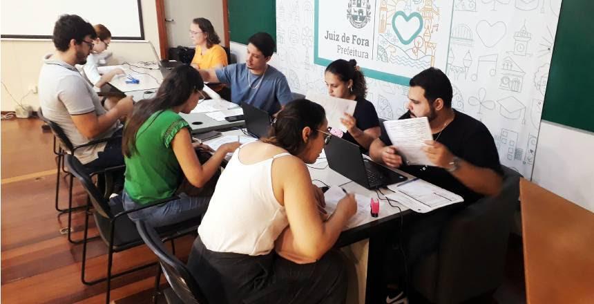 Prefeitura de Juiz de Fora Inicia Contratação de Profissionais da Saúde para Reforçar Equipes da ESF