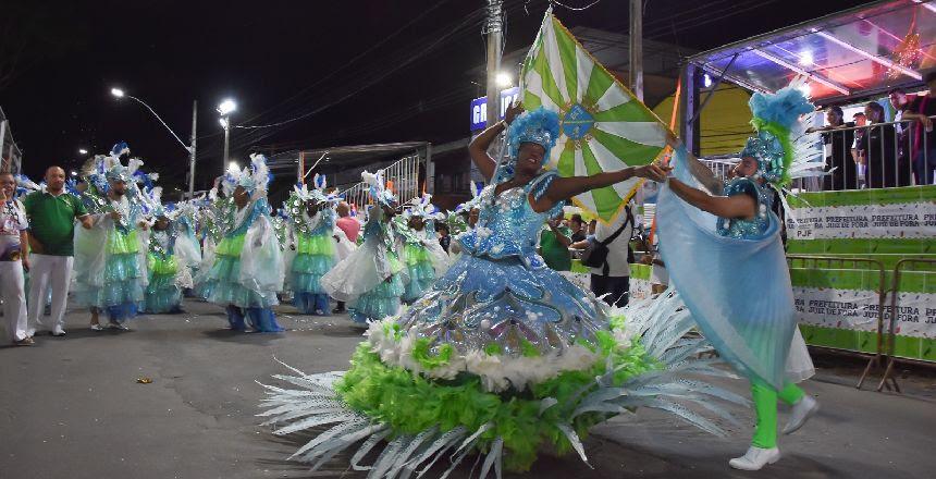 Tudo pronto para os desfiles oficiais na Passarela do Samba de Juiz de Fora