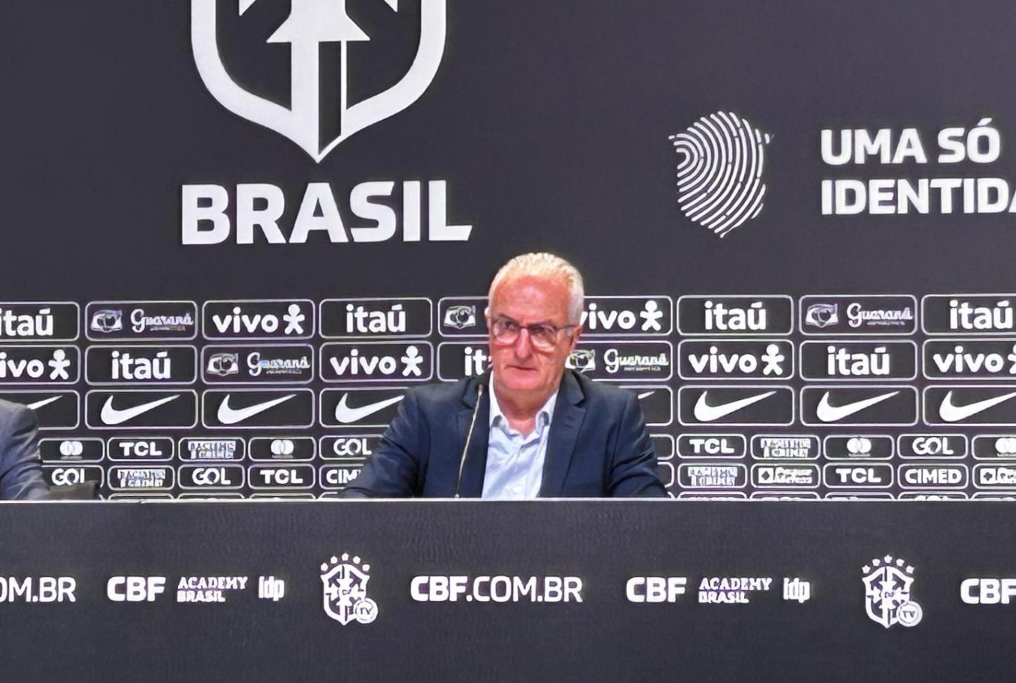 Dorival Junior Convoca a seleção para os seus amistosos de estreia em Março