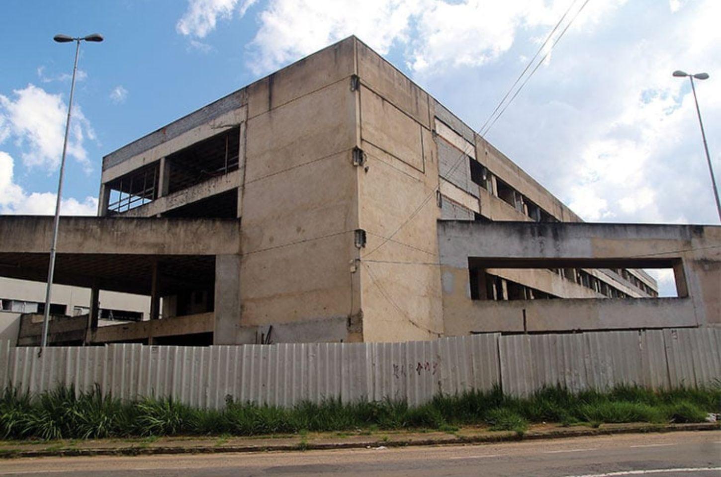 Ministério Público de Minas Gerais discute a suspensão das obras do Hospital Regional em Juiz de Fora