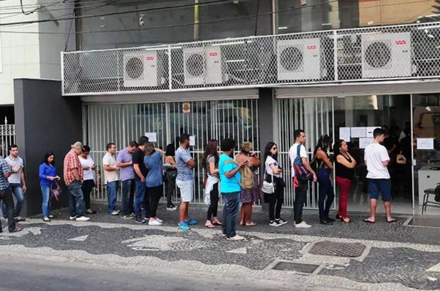 Prazo para regularizar a situação eleitoral termina no dia 8 de maio
