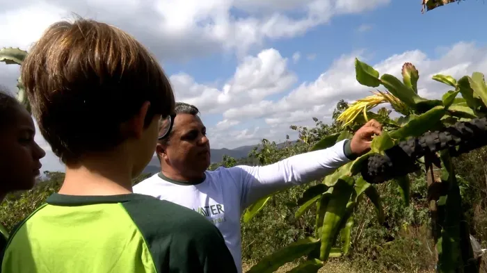 Alunos de Nova Lima viram jurados de pratos a serem incluídos na alimentação escolar