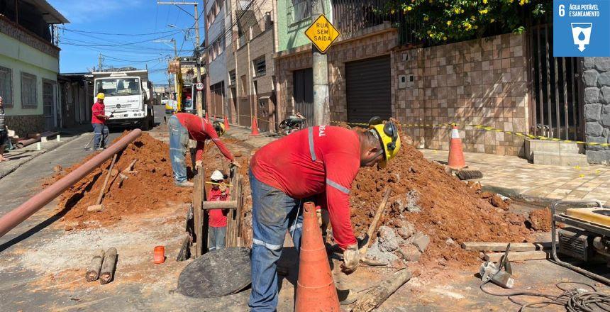 Cesama realiza remodelação de rede de esgoto em rua do bairro Grajaú