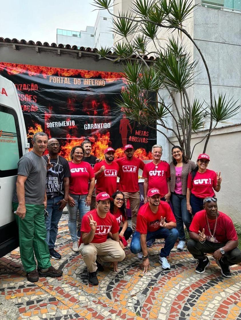 Manifestação do SINSERPU neste momento no STIH!