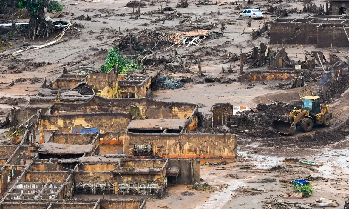 Minas Gerais e Espírito Santo pedem aumento da indenização por danos morais coletivos contra Samarco, Vale e BHP