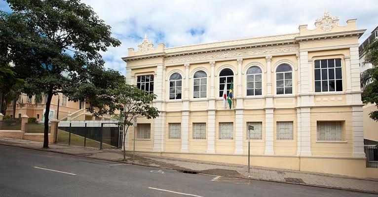 Museu Mineiro inaugura exposição temporária “Sala de Estar”, do artista Mano Penalva