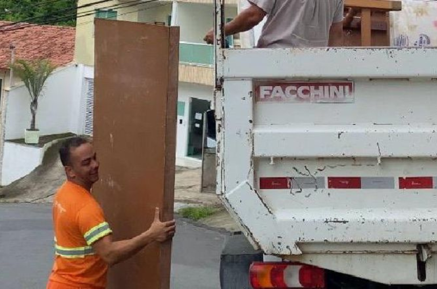 Projeto Da Minha Casa Para Sua Casa beneficiou 17 famílias em abril
