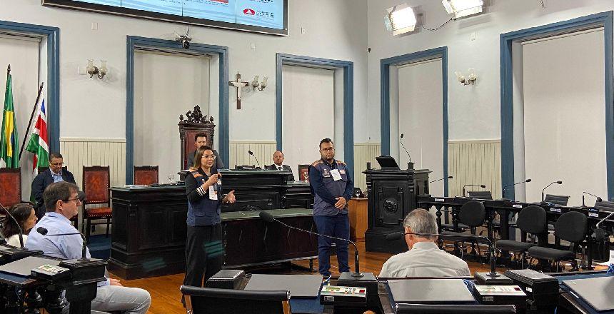 Defesa Civil realiza palestra em seminário estadual sobre crise climática
