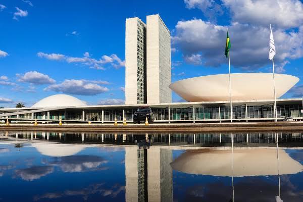 Visitação ao Congresso Nacional recebe milhares de pessoas no feriado de Corpus Christi