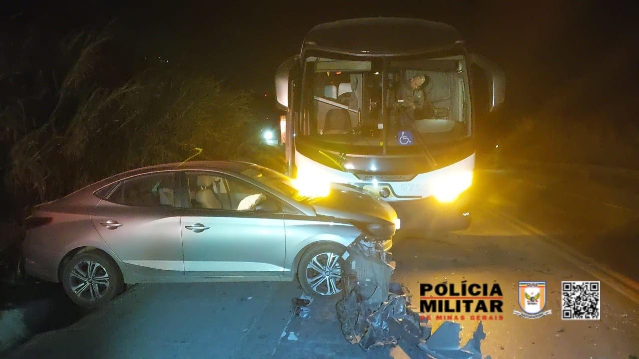 Acidente na BR-265 em São João del-Rei Deixa Duas Vítimas Leves