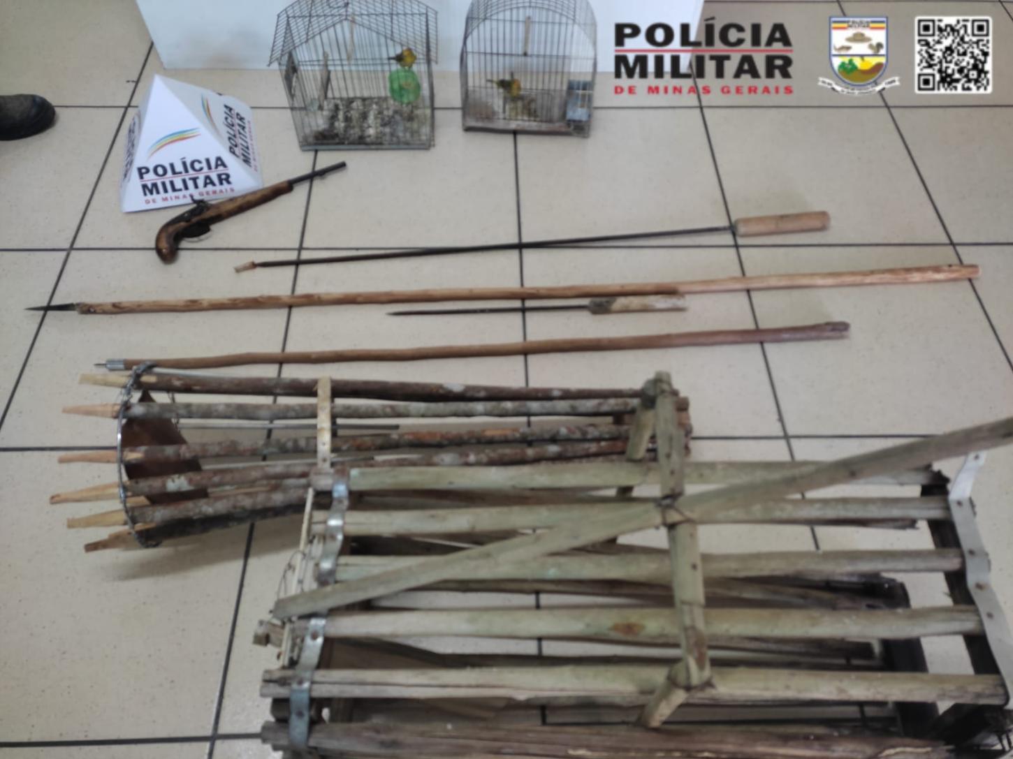 Polícia Militar de Meio Ambiente Apreende Armas e Animais Silvestres em Senhora dos Remédios