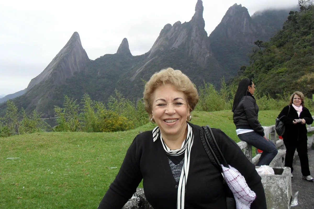 Adeus à Mestra e Guardiã do Saber: Célia Maria da Silva Fassheber, uma Vida de Dedicação e Inspiração
