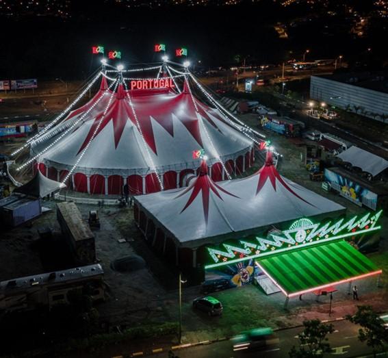 Circo Portugal Internacional continua o sucesso em Juiz de Fora com recorde de pub  Homem-bala, Show de raio laser e Globo da Morte com 6 motos são umas das principais atrações