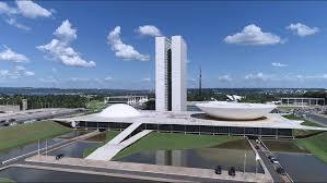 Congresso Nacional é Iluminado por Projeções Durante a Semana da Pátria
