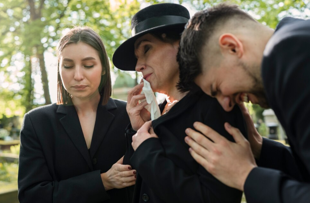 A família pode assistir à cremação? Entenda as normas e possibilidades
