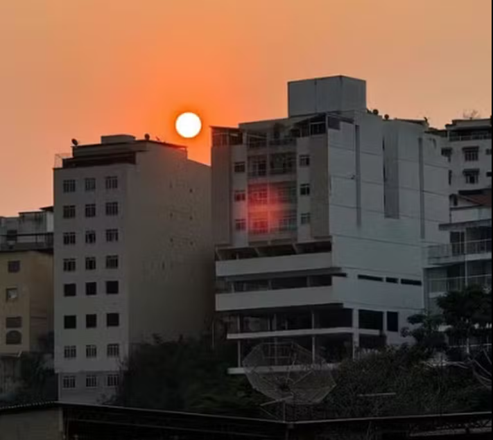 Fenômeno do Sol Vermelho' em Juiz de Fora Intriga Moradores