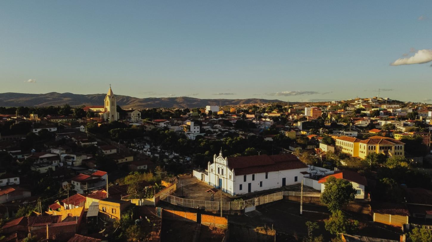 Crescimento acelerado no turismo de Minas Gerais: 11% de aumento em empregos e ocupação hoteleira recorde