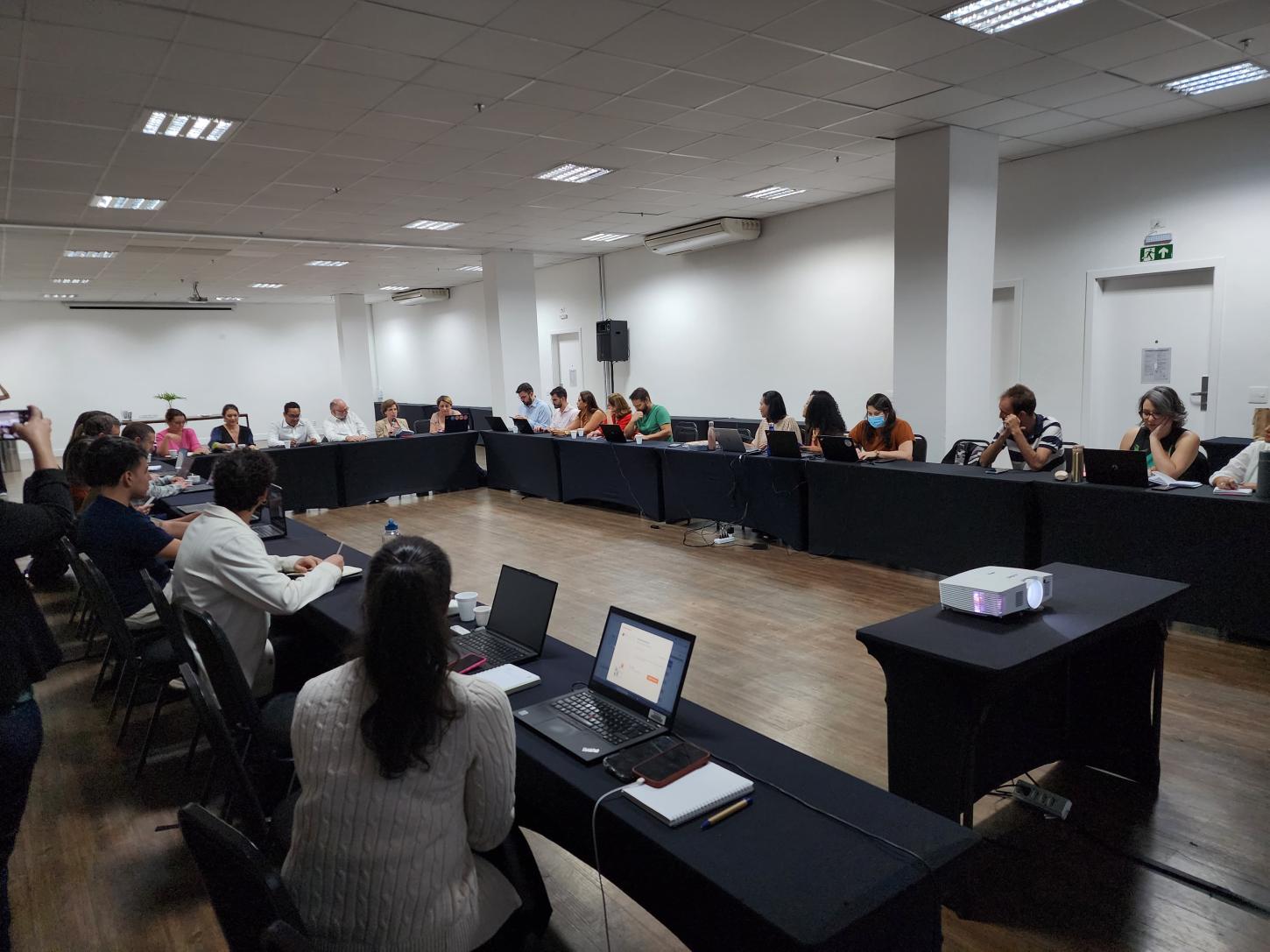 Lideranças da Rede Estadual debatem futuro das escolas mineiras