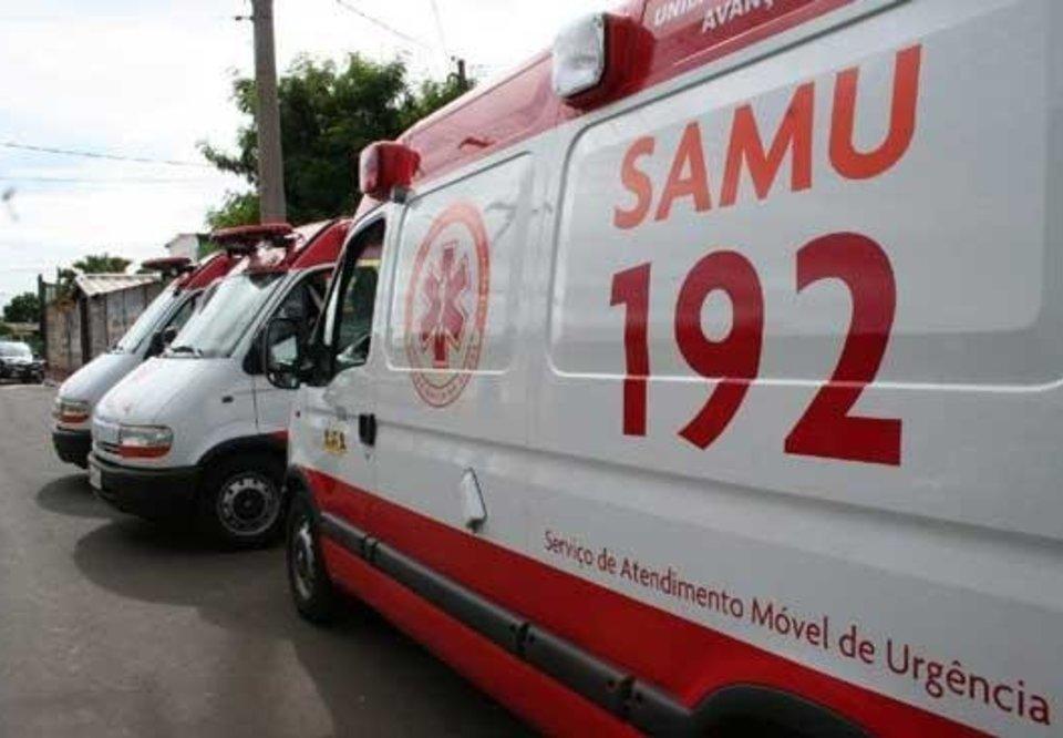 Capotamento na BR-267 em Bom Jardim de Minas Deixa Três Vítimas com Ferimentos Graves