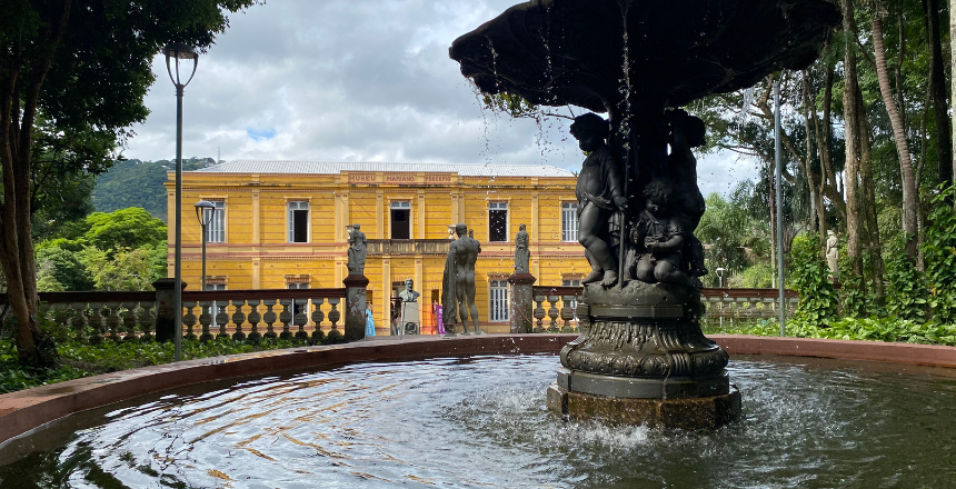 Crianças ganham dia especial no Museu Mariano Procópio com atividades educativas e diversão