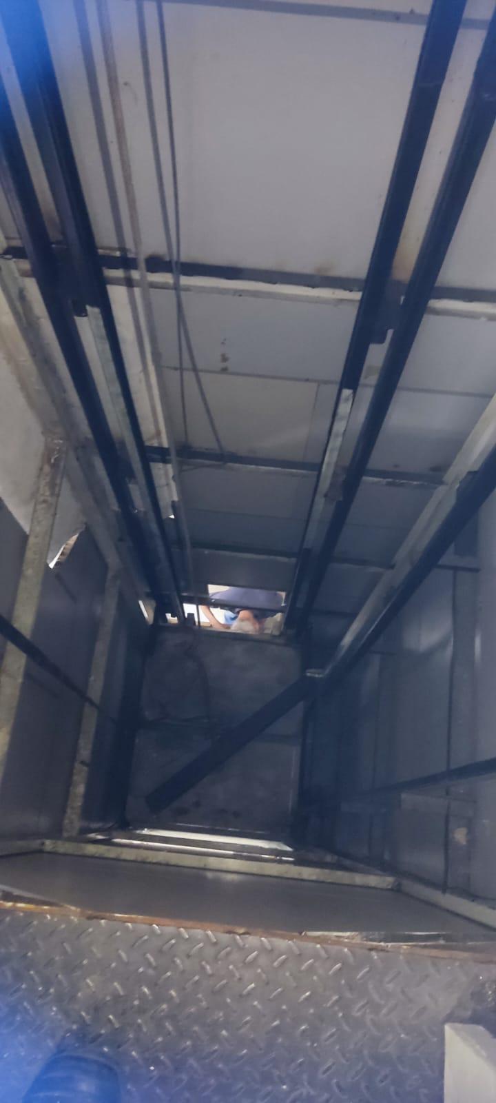 Queda de Elevador no Sport Club de Juiz de Fora: Cadeirante e Mulher Ferida Resgatadas