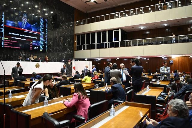 Veto de Zema à LDO para 2025 é derrubado na ALMG