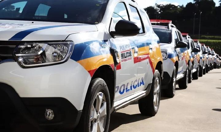 Polícia Militar de Minas Gerais prende foragidos e suspeito com arma ilegal em operação regional