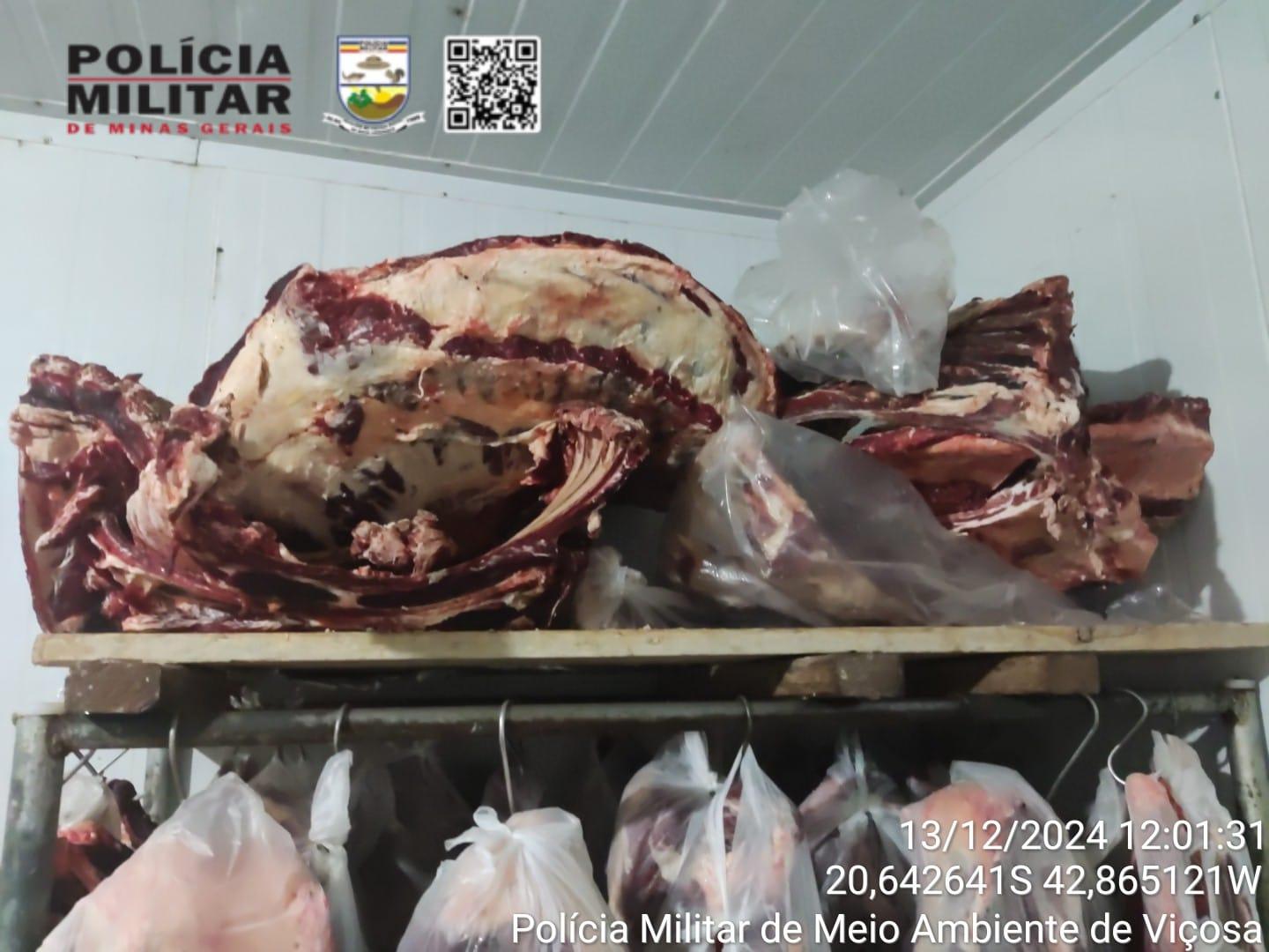 Operação em Teixeiras: Supermercado é Interditado por Venda de Carnes Impróprias