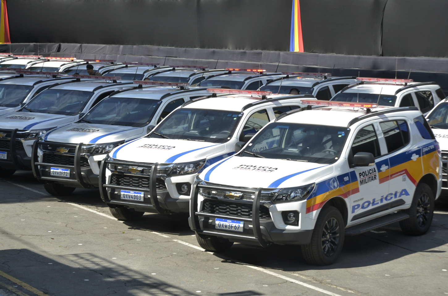 Giro de notícias: Ações da PM destacam combate à violência doméstica e ao tráfico em MG