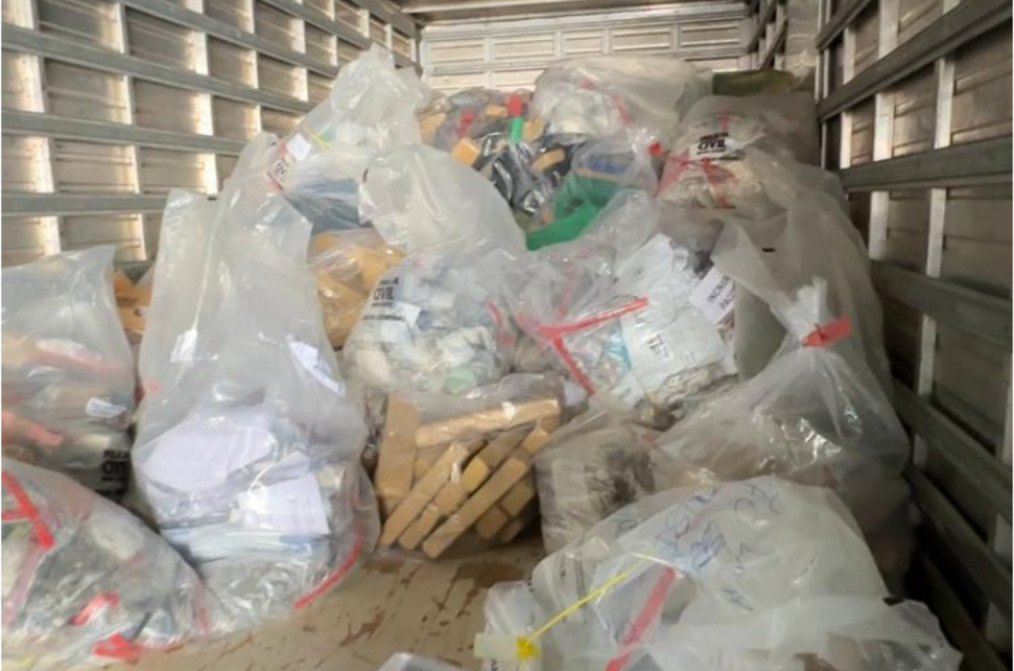 Mais de uma tonelada de drogas é incinerada pela Polícia Civil em Belo Horizonte
