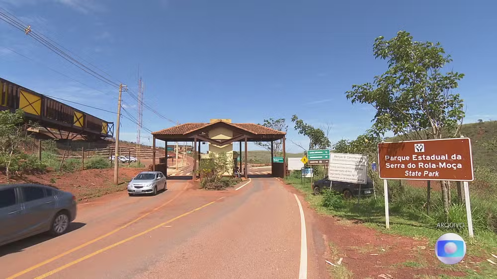 Mulher simula próprio sequestro para enganar o filho e pagar dívida com agiota